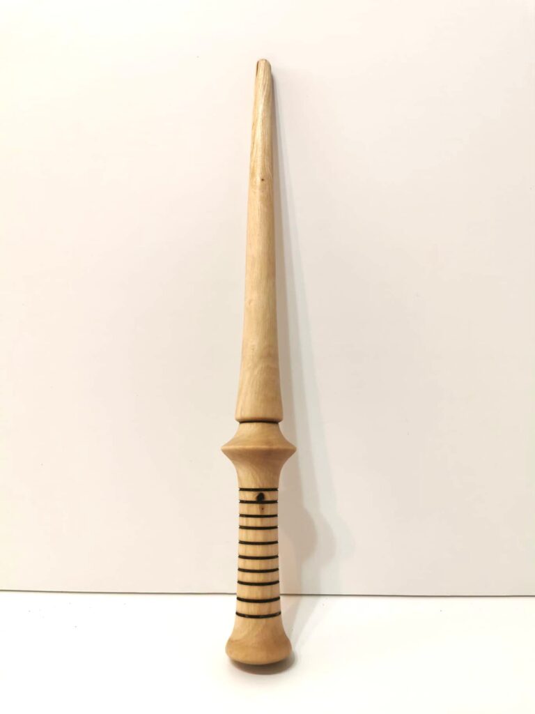 Holme Oak Magic Wand - Image 4