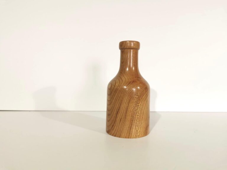 English Elm Bud Vase - Image 6